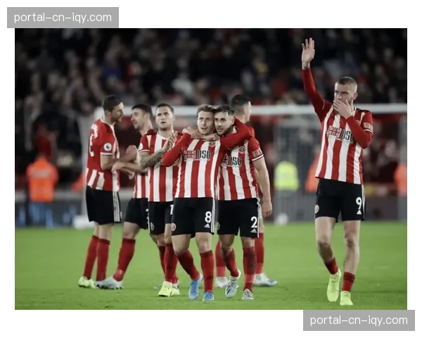 聚焦:狼堡前锋进球后指向看台,将进球献给刚刚出生的女儿